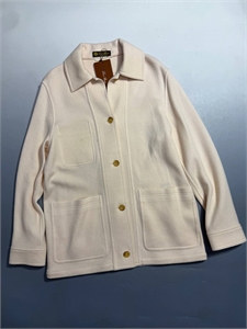 {{productViewItem.photos[photoViewList.activeNavIndex].Alt || productViewItem.photos[photoViewList.activeNavIndex].Description || 'Кардиган LORO PIANA'}}