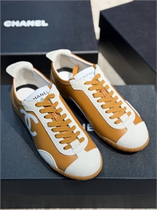 {{productViewItem.photos[photoViewList.activeNavIndex].Alt || productViewItem.photos[photoViewList.activeNavIndex].Description || 'Кроссовки CHANEL'}}