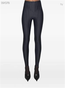 {{productViewItem.photos[photoViewList.activeNavIndex].Alt || productViewItem.photos[photoViewList.activeNavIndex].Description || 'Лосины'}}