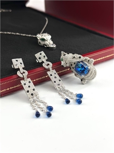 {{productViewItem.photos[photoViewList.activeNavIndex].Alt || productViewItem.photos[photoViewList.activeNavIndex].Description || 'Кулон CARTIER'}}