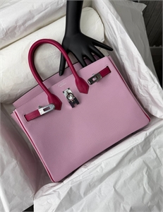 {{productViewItem.photos[photoViewList.activeNavIndex].Alt || productViewItem.photos[photoViewList.activeNavIndex].Description || 'Сумка HERMES'}}