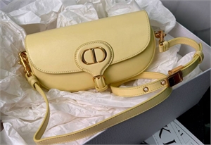 {{productViewItem.photos[photoViewList.activeNavIndex].Alt || productViewItem.photos[photoViewList.activeNavIndex].Description || 'Сумка DIOR'}}