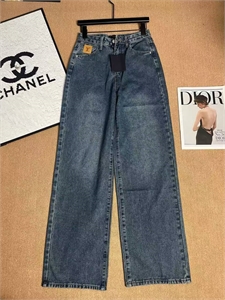 Джинсы LOUIS VUITTON 174223