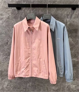 Куртка PRADA 174385