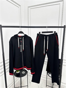 {{productViewItem.photos[photoViewList.activeNavIndex].Alt || productViewItem.photos[photoViewList.activeNavIndex].Description || 'Костюм KITON'}}