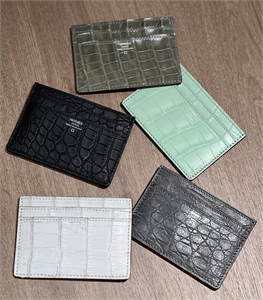 {{productViewItem.photos[photoViewList.activeNavIndex].Alt || productViewItem.photos[photoViewList.activeNavIndex].Description || 'Картхолдер HERMES'}}