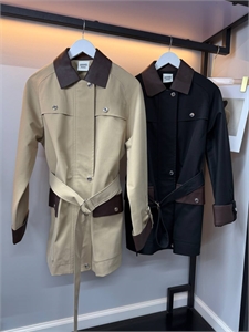 {{productViewItem.photos[photoViewList.activeNavIndex].Alt || productViewItem.photos[photoViewList.activeNavIndex].Description || 'Пальто HERMES'}}