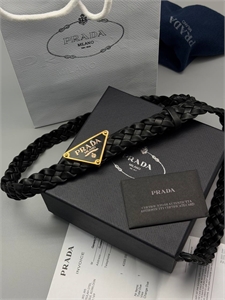 {{productViewItem.photos[photoViewList.activeNavIndex].Alt || productViewItem.photos[photoViewList.activeNavIndex].Description || 'Ремень PRADA'}}