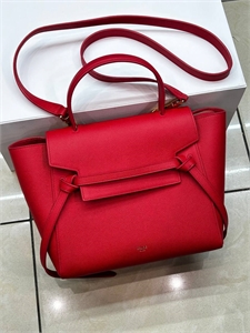 {{productViewItem.photos[photoViewList.activeNavIndex].Alt || productViewItem.photos[photoViewList.activeNavIndex].Description || 'Сумка CELINE'}}