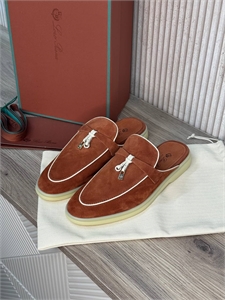 {{productViewItem.photos[photoViewList.activeNavIndex].Alt || productViewItem.photos[photoViewList.activeNavIndex].Description || 'Мюли  LORO PIANA'}}