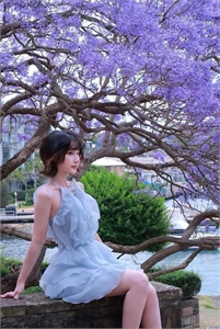 {{productViewItem.photos[photoViewList.activeNavIndex].Alt || productViewItem.photos[photoViewList.activeNavIndex].Description || 'Платье Aje'}}