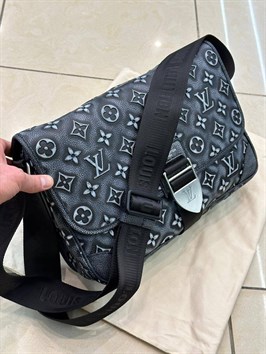 Сумка Louis Vuitton 22037