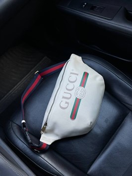 Поясная сумка Gucci 4410