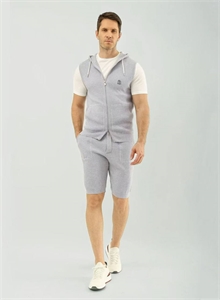 {{productViewItem.photos[photoViewList.activeNavIndex].Alt || productViewItem.photos[photoViewList.activeNavIndex].Description || 'Костюм  BC'}}