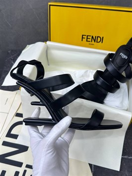 Босоножки Fendi 71935