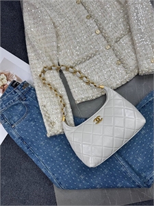 Джинсы CHANEL 104825