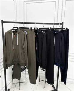 Прогулочный костюм kiton 105138