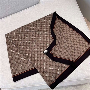 Платок GUCCI 105202