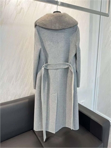 Пальто FENDI 105620