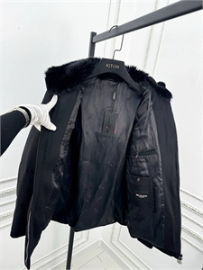 Кашемировая куртка kiton 110137