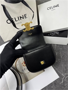 Ремень с сумкой CELINE 110600