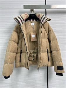 Куртка BURBERRY 111945
