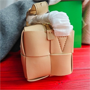 Сумка BOTTEGA VENETA 112378