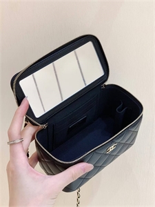 Сумка CHANEL 112384