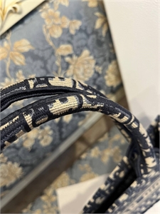 Сумка DIOR Book Tote  средняя 112388