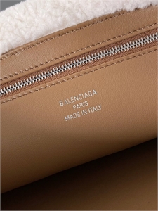 Сумка BALENCIAGA Medium 112909