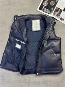 Кожаный жилет BC 113938