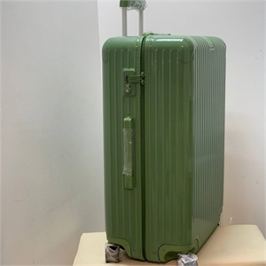 Чемодан 114116