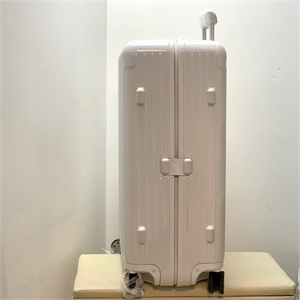 Чемодан 114117