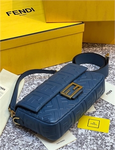 Сумка FENDI 114253