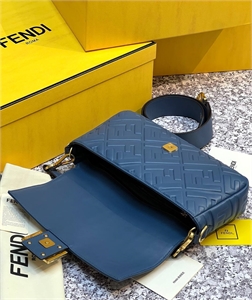 Сумка FENDI 114253