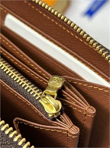 Кошелек LOUIS VUITTON 114268