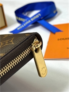 Кошелек LOUIS VUITTON 114268