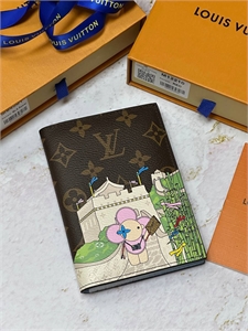 Обложка  LOUIS VUITTON 114374