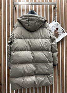 Пуховик BRUNELLO CUCINELLI 114636