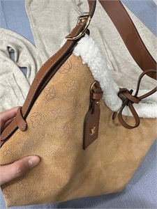 Сумка  LOUIS VUITTON 114917