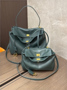 Сумка BALENCIAGA Большая 115888