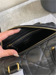 Сумка Dior, 25 116289