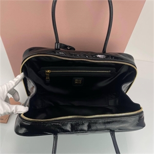 Сумка MIU MIU 116679