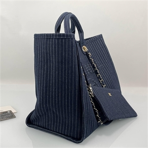 Сумка CHANEL 118520