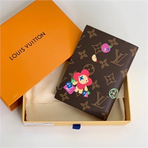 Обложка на паспорт LOUIS VUITTON 118581