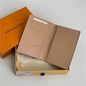 Обложка на паспорт LOUIS VUITTON 118579