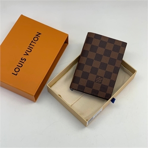 Обложка на паспорт LOUIS VUITTON 118667