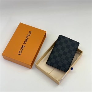 Обложка на паспорт LOUIS VUITTON 118668