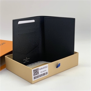 Обложка на паспорт LOUIS VUITTON 118668