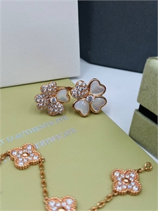 Кольцо Van Cleef 120014 - фото 155776
